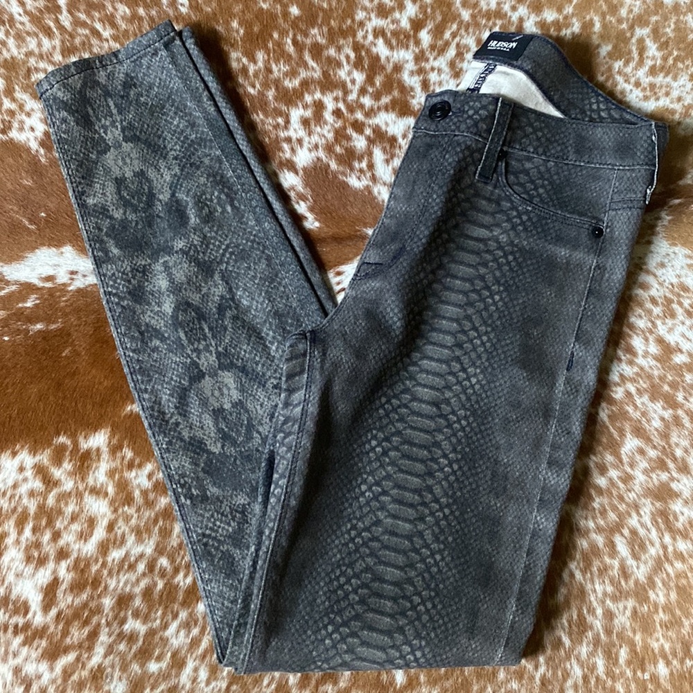 Hudson Jeans Nico Super Skinny Mid-Rise Snakeskin Print Jeans - Picture 12 of 16